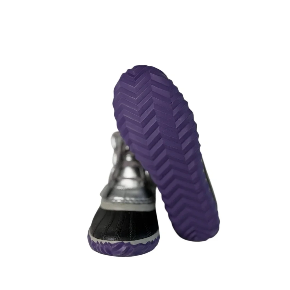 Sorel Youth Out n‎ About Plus Metallic Silver, Black With Purple Boots Size 1 Y
